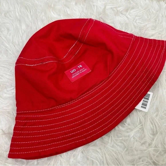 NWT Urban Outfitters Canvas Bucket Hat in red - Picture 9 of 9